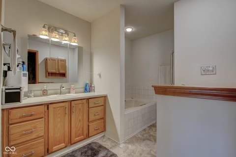 Primary bathroom at 303 Wellington Overlook, Noblesville, IN