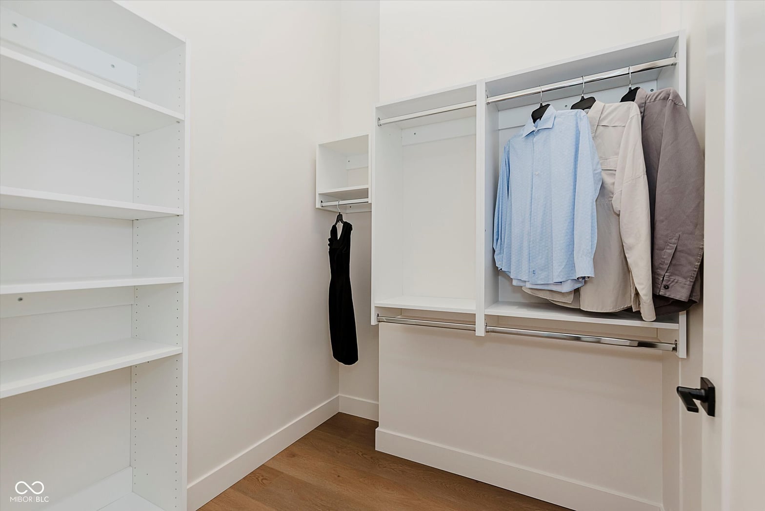 Walk In Closets