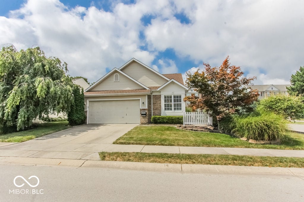 Photo of 12462 Brookline Street, Carmel, IN