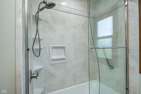 Photo of 1487 Brook Mill Court, Carmel, IN