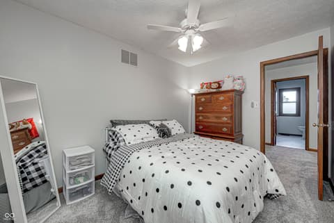 Photo of 1487 Brook Mill Court, Carmel, IN