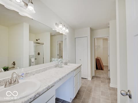 Photo of 3923 Windstar Way, Columbus, IN