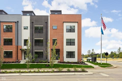 447 Flora Place
