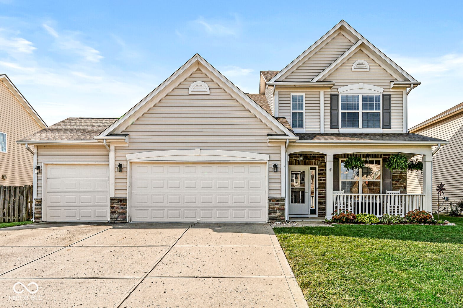 Photo of 4245 Amesbury Place, Westfield, IN