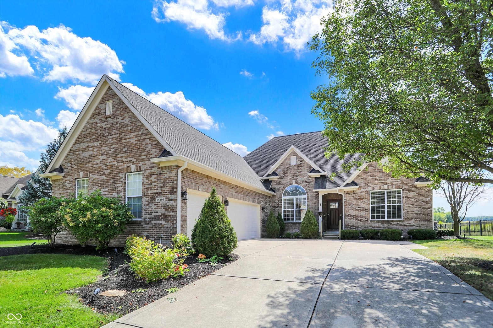 Photo of 16409 Oak Manor Drive, Westfield, IN