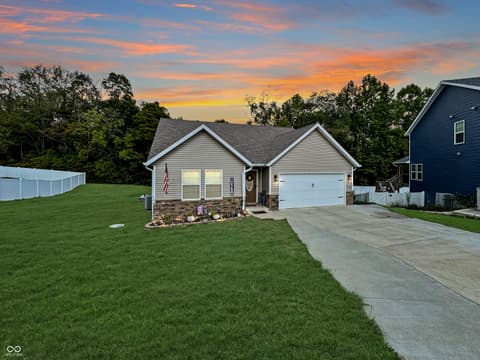7236 W Mustang Drive