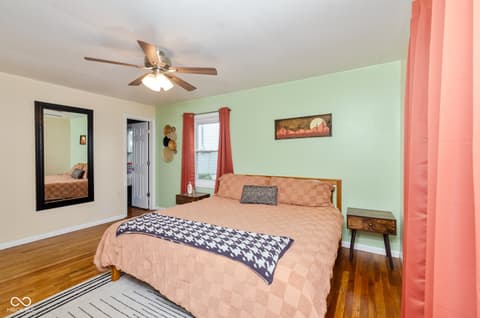 Bedroom at 525 Park Avenue, Greenwood, IN