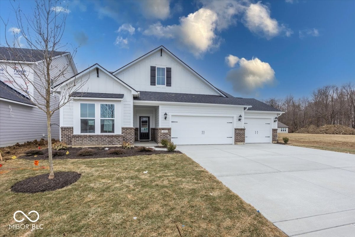 Photo of 4979 Elaine Court, Noblesville, IN