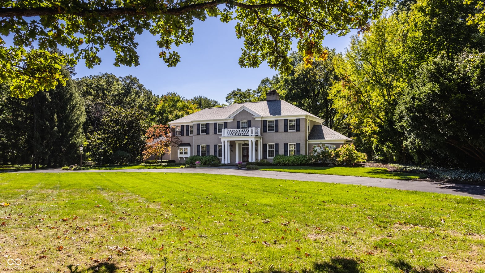 Photo of 445 Pine Drive, Indianapolis, IN