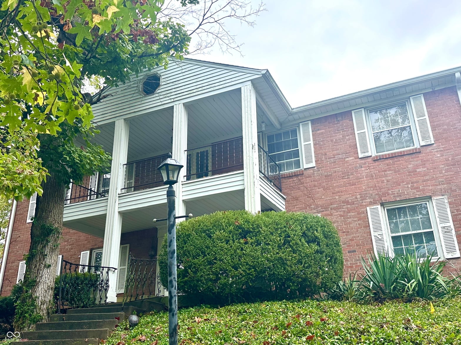 Photo of 7722 Shady Hills Drive W, Indianapolis, IN