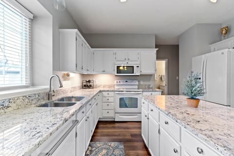Photo of 10476 Prairie Fox Drive, Fishers, IN