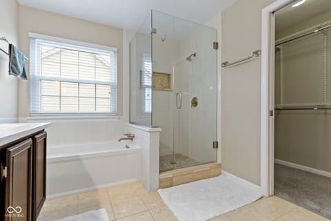 Photo of 10476 Prairie Fox Drive, Fishers, IN