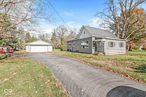 8240 Shelbyville Road