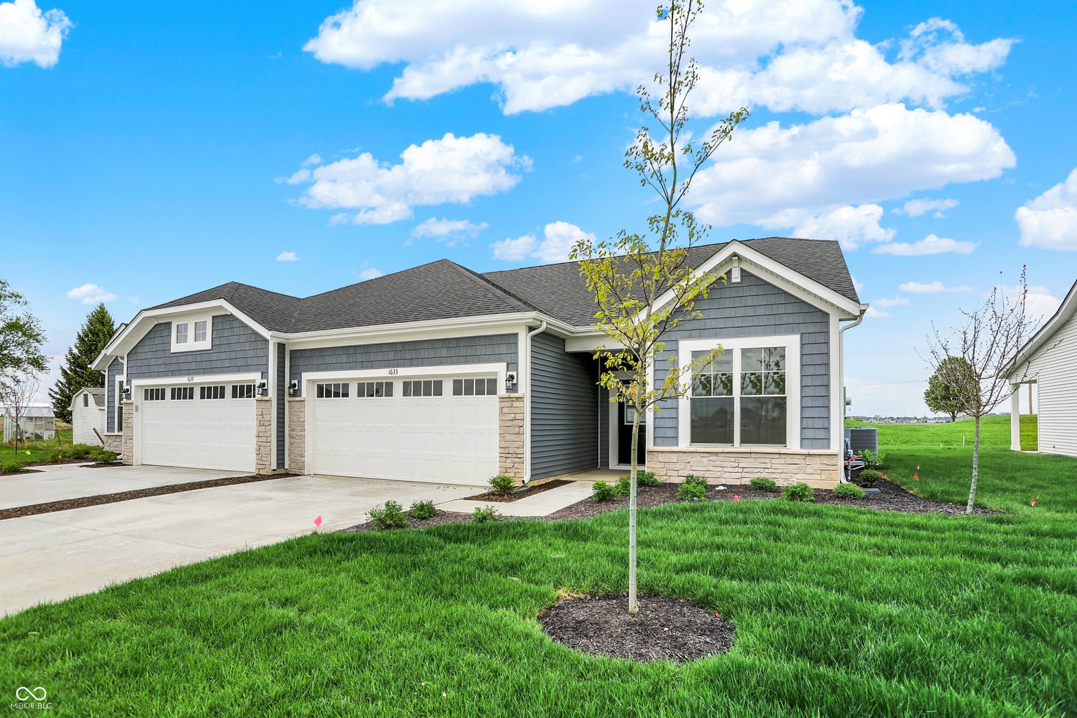 Photo of 1633 Clover Crossing Drive, Greenfield, IN