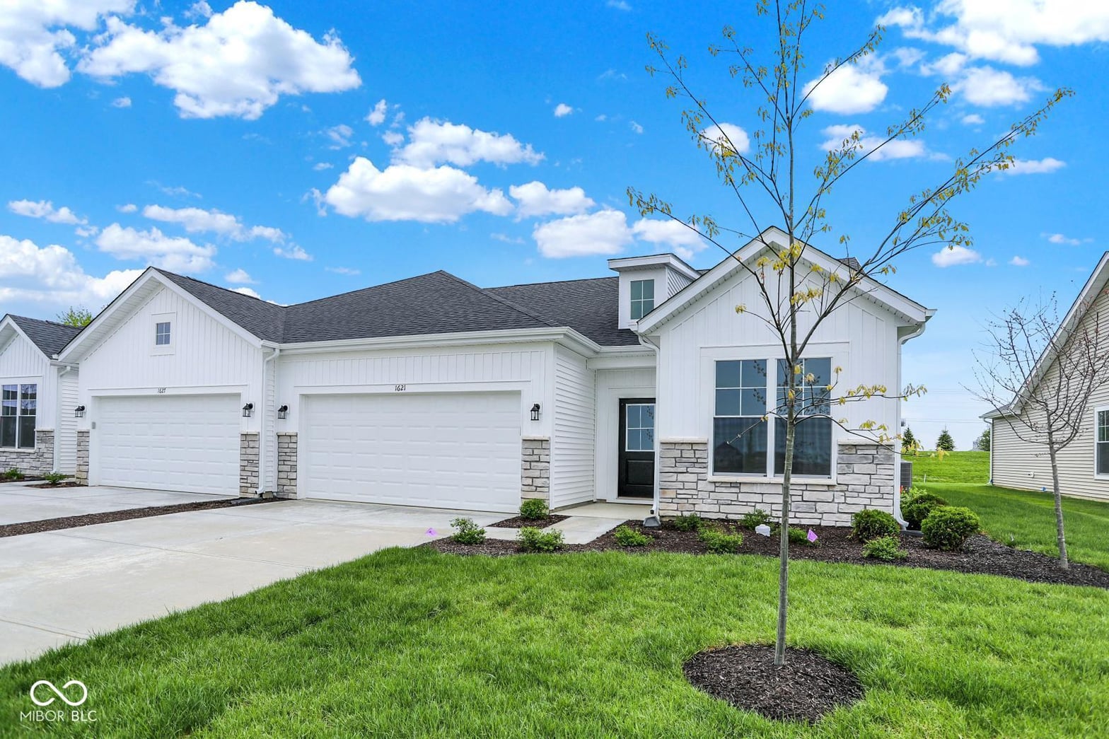 Photo of 1621 Clover Crossing Drive, Greenfield, IN