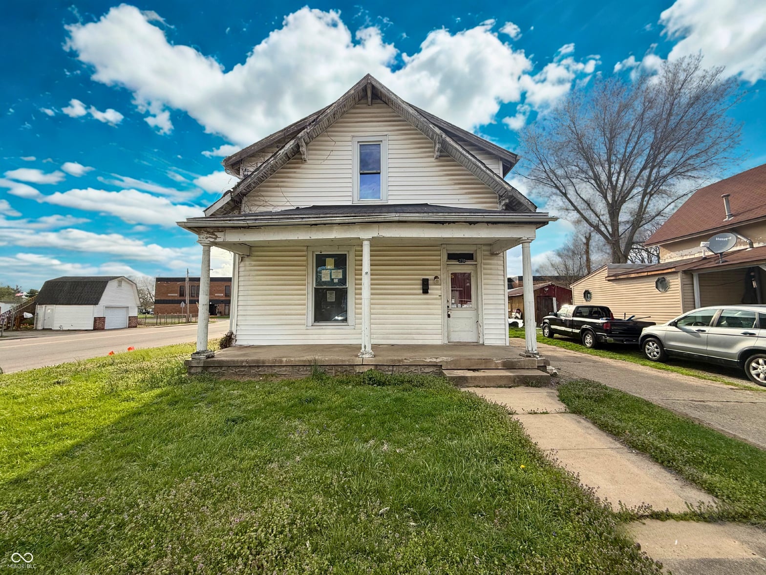 Photo of 310 S Pleasant Street, Edinburgh, IN