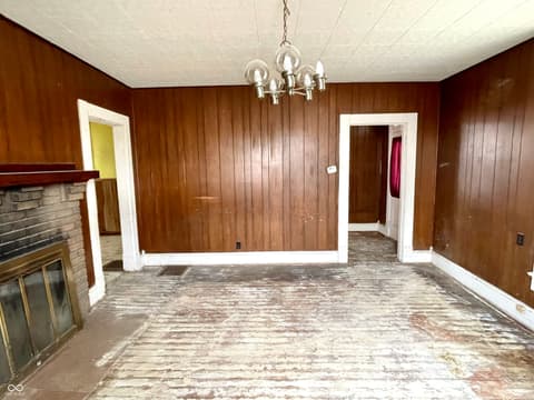 Photo of 310 S Pleasant Street, Edinburgh, IN