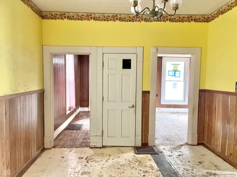 Photo of 310 S Pleasant Street, Edinburgh, IN