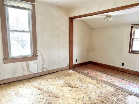 Photo of 310 S Pleasant Street, Edinburgh, IN