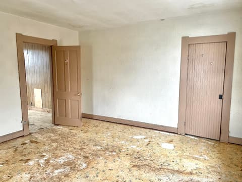 Photo of 310 S Pleasant Street, Edinburgh, IN