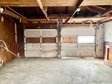 Photo of 310 S Pleasant Street, Edinburgh, IN