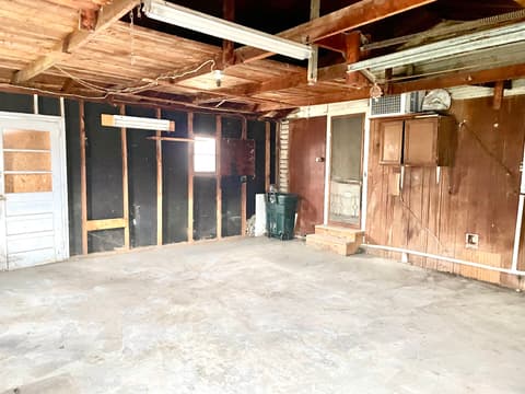 Photo of 310 S Pleasant Street, Edinburgh, IN