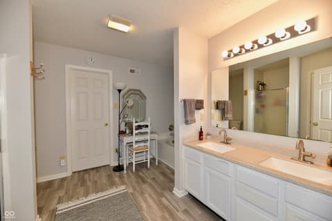 Photo of 14992 Redcliff Drive, Noblesville, IN
