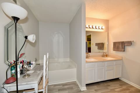 Photo of 14992 Redcliff Drive, Noblesville, IN