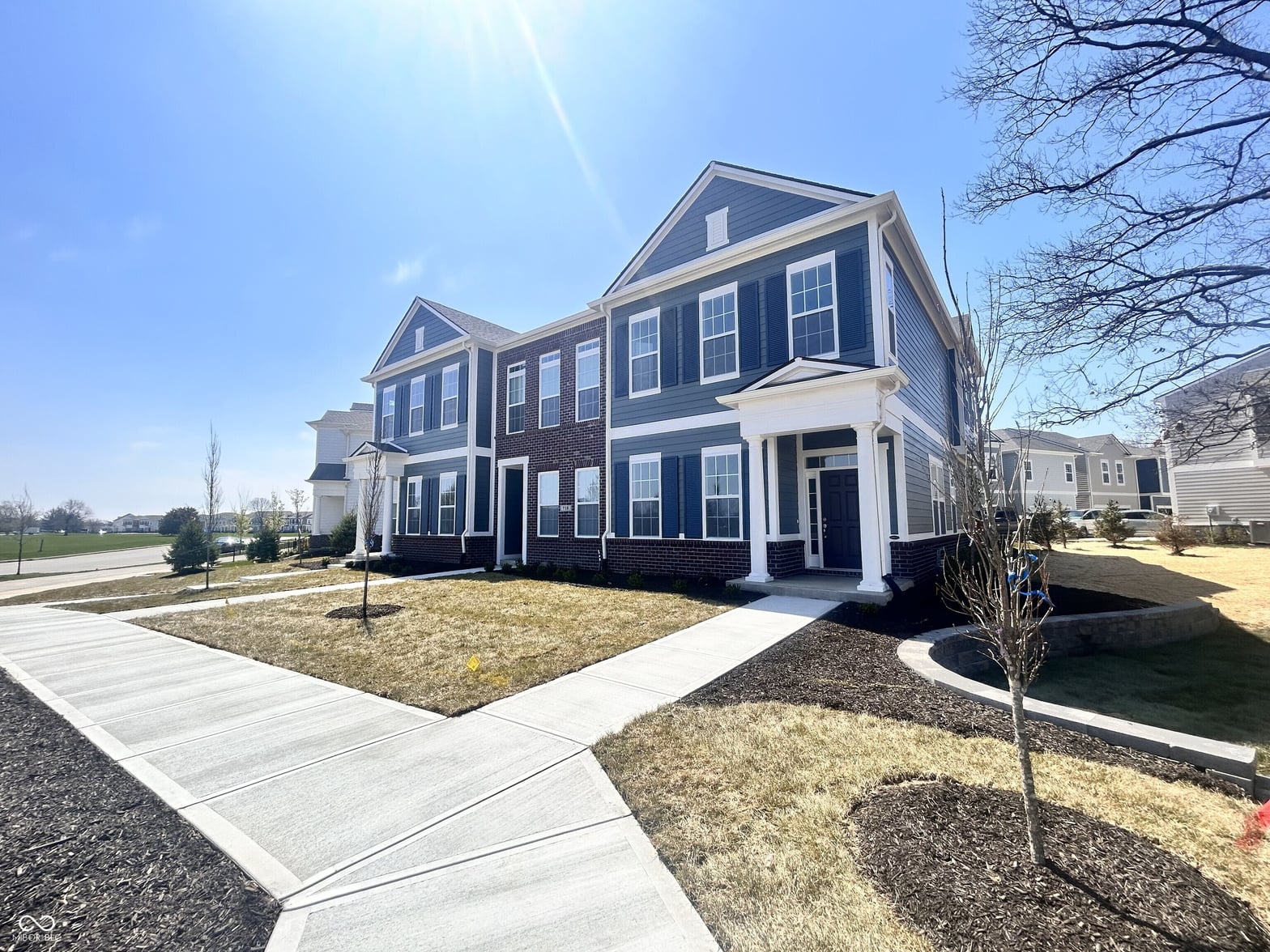 Photo of 714 Kinzer Avenue, Carmel, IN