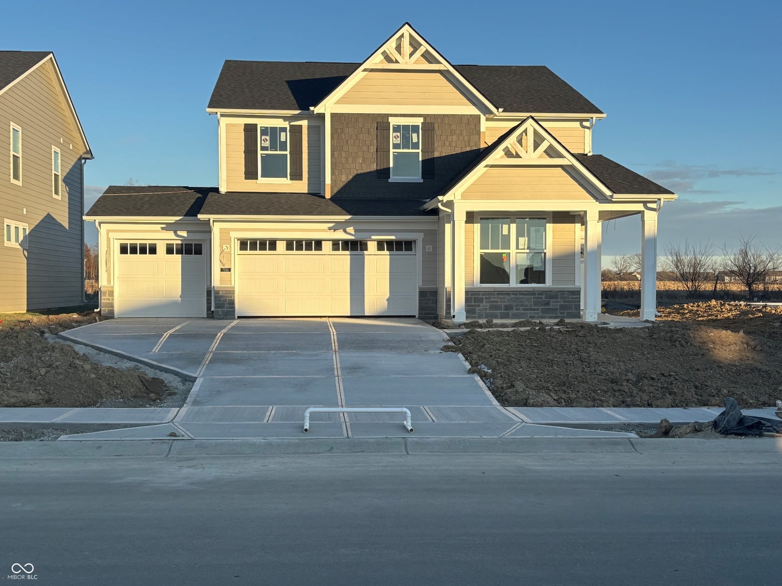 Photo of 7263 Legends Way, Whitestown, IN