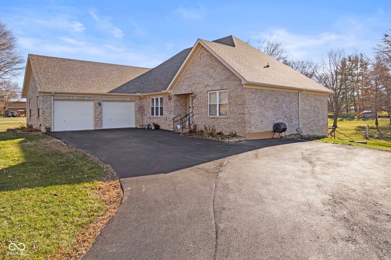 Photo of 2395 W Robin Road, Scottsburg, IN