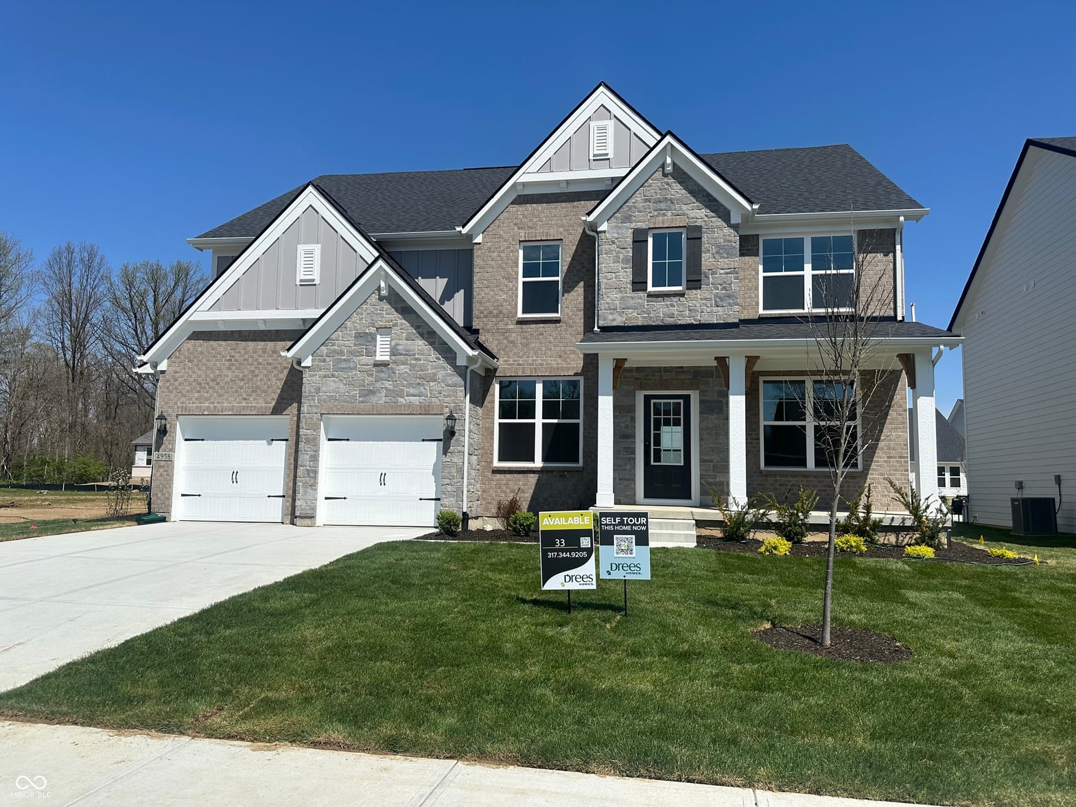 Front exterior at 4958 Reavie Court, Noblesville, IN