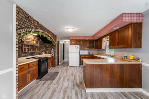 Photo of 4832 E 200 N, Anderson, IN