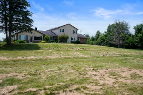 Photo of 4832 E 200 N, Anderson, IN