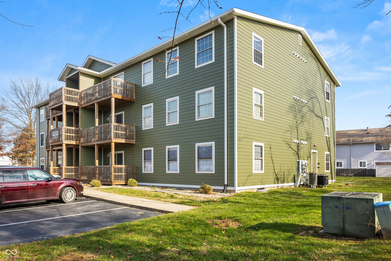 Photo of 3230 John Hinkle Place, Bloomington, IN