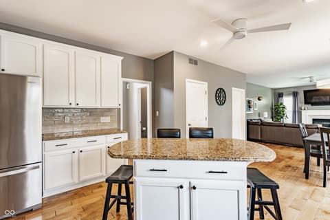 Photo of 10866 Flower Mound Place, Fishers, IN