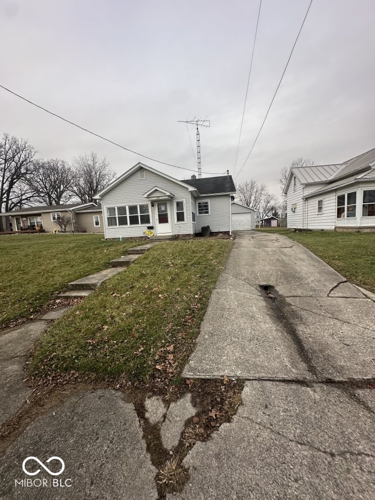 Photo of 811 N Howard Street, Union City, IN