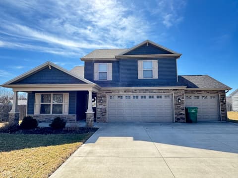 1121 Blue Jay Drive