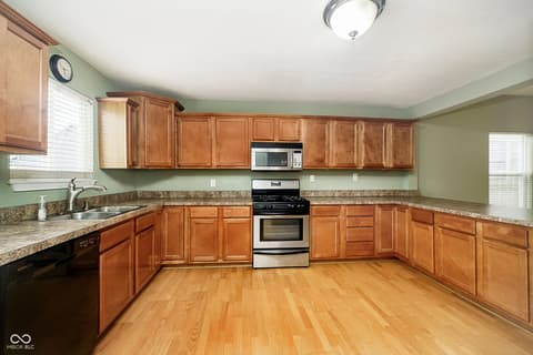 Photo of 1421 E New York Street, Indianapolis, IN