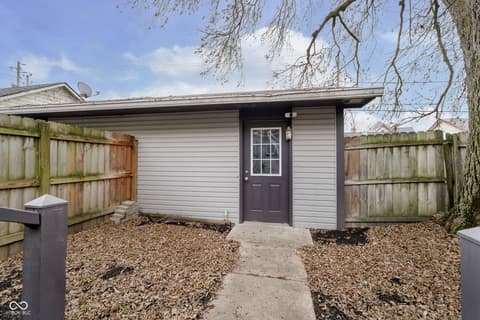 Photo of 1421 E New York Street, Indianapolis, IN