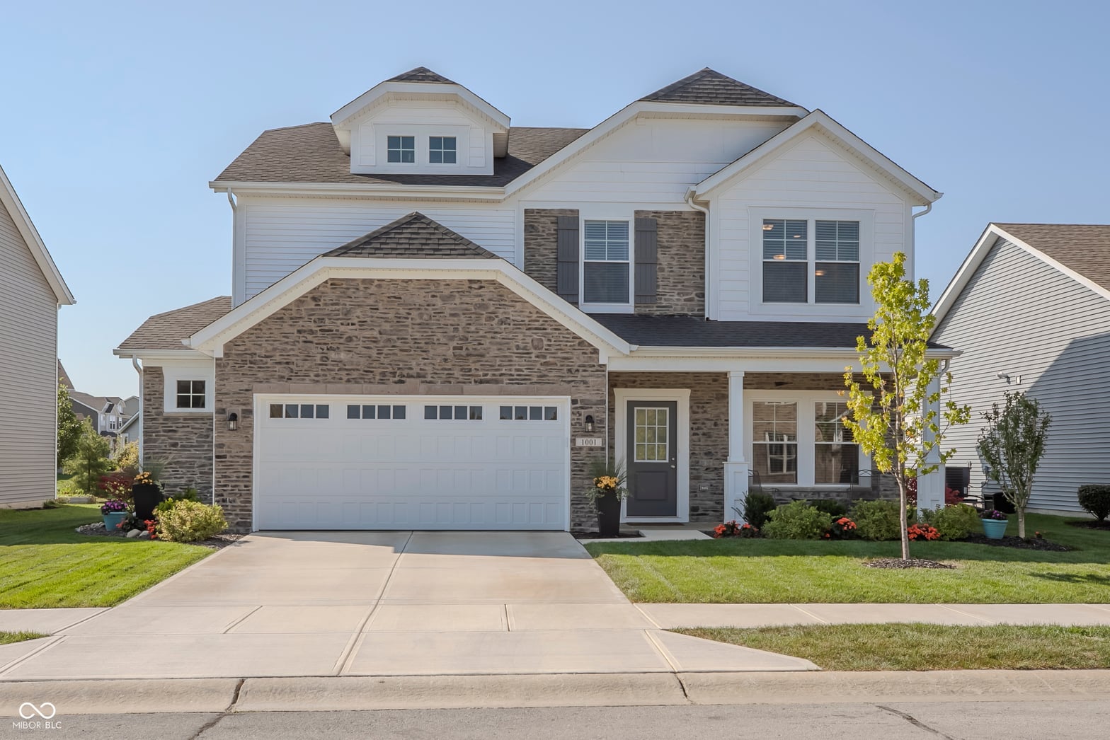 Photo of 1001 Parker Lane, Westfield, IN