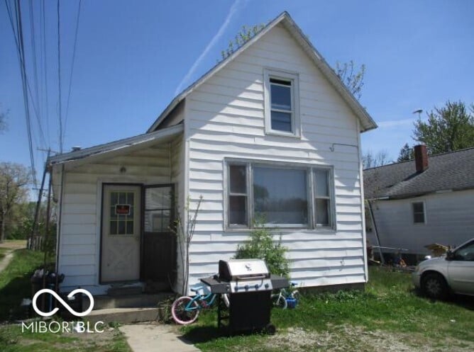 Photo of 413 S Cherry Street, Hartford City, IN