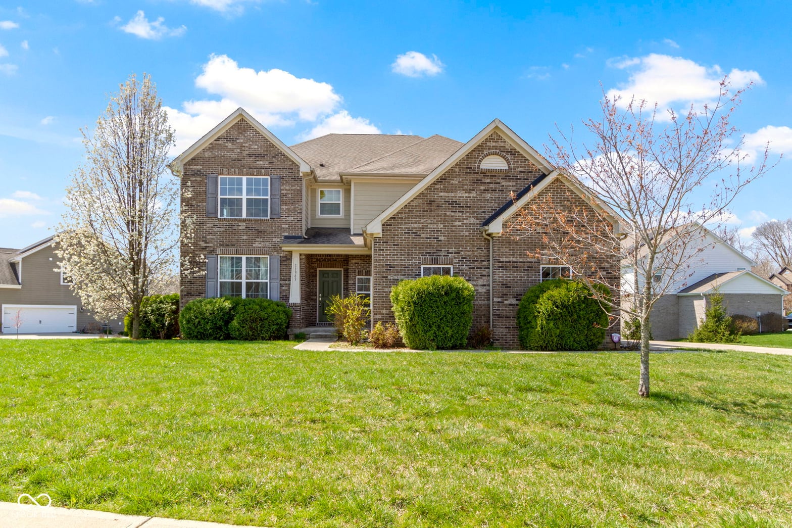 Front exterior at 11383 Sea Side Court, Fishers, IN
