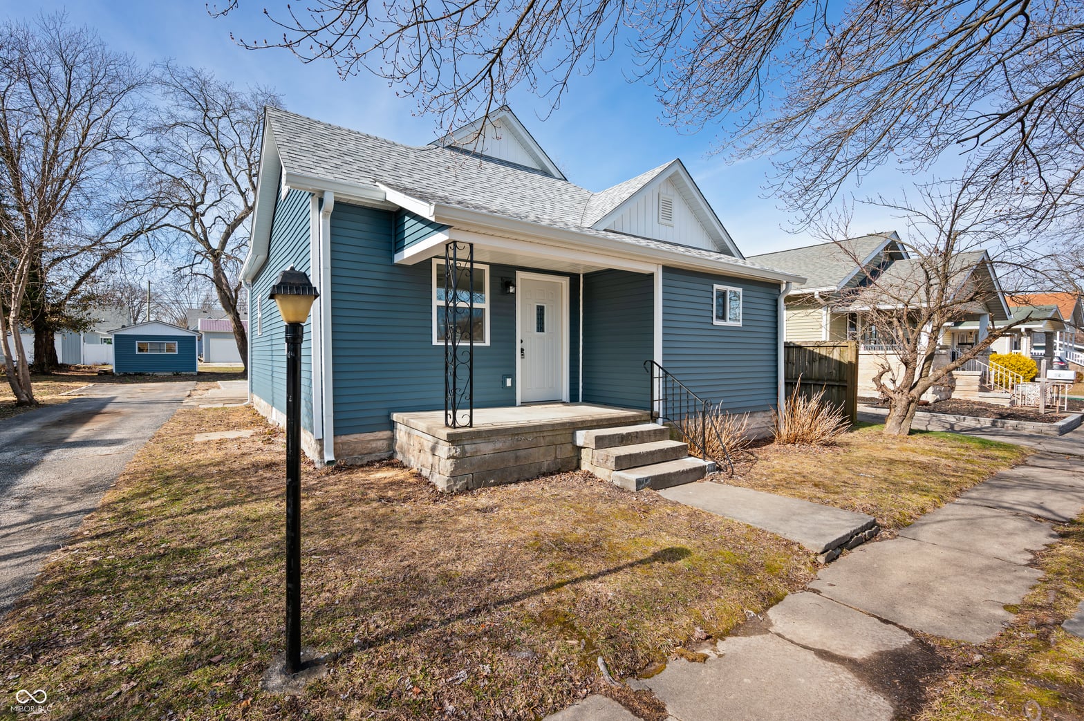 Photo of 525 Q Street, Bedford, IN