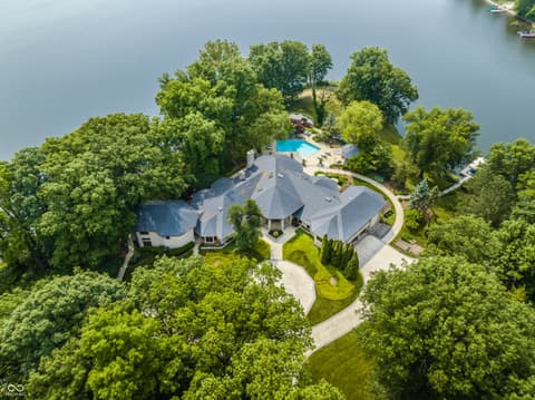Photo of 5101 Green Braes E Drive, Indianapolis, IN