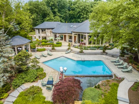 Photo of 5101 Green Braes E Drive, Indianapolis, IN