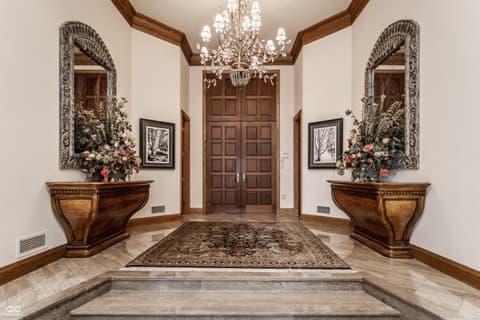 Photo of 5101 Green Braes E Drive, Indianapolis, IN