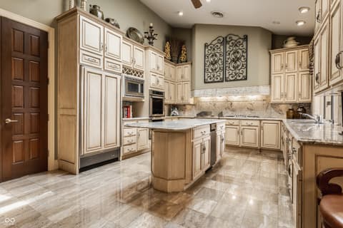 Photo of 5101 Green Braes E Drive, Indianapolis, IN