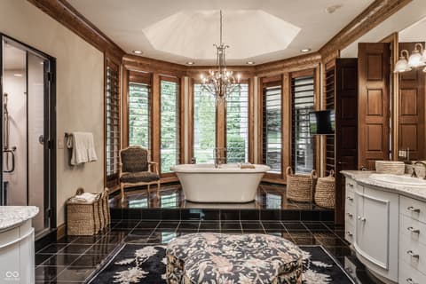 Photo of 5101 Green Braes E Drive, Indianapolis, IN