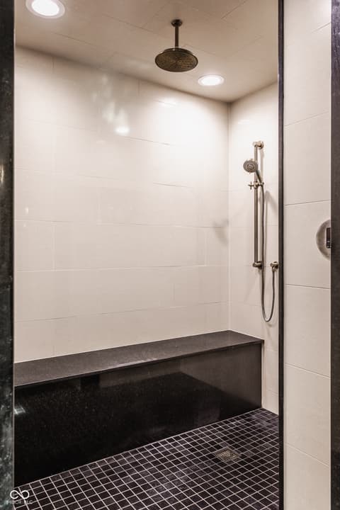 Photo of 5101 Green Braes E Drive, Indianapolis, IN